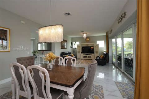 Купить виллу или дом в Уэстлейк, Флорида 5 спален, 381.83м2, № 2006674 - фото 19