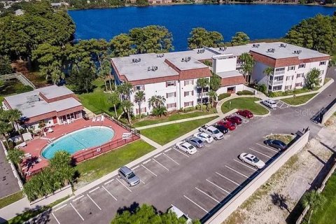 Condo à Orlando, Floride, 2 chambres № 2233035