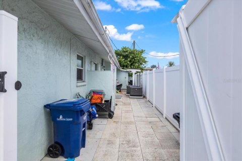 Propiedad comercial en venta en Sarasota, Florida, 4 dormitorios, 129.32 m2 № 1877210 - foto 18