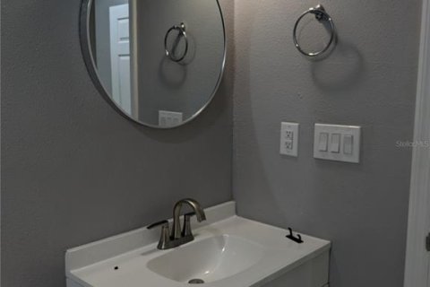 House in Tampa, Florida 2 bedrooms, 114.73 sq.m. № 1536626 - photo 17