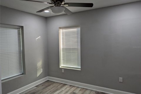 House in Tampa, Florida 2 bedrooms, 114.73 sq.m. № 1536626 - photo 16