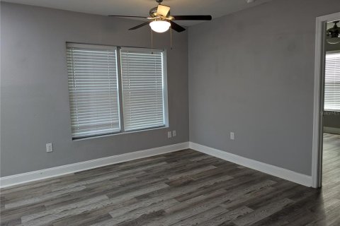 House in Tampa, Florida 2 bedrooms, 114.73 sq.m. № 1536626 - photo 10