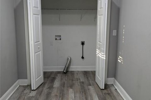 House in Tampa, Florida 2 bedrooms, 114.73 sq.m. № 1536626 - photo 9