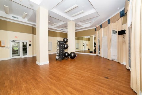 Condominio en alquiler en Sunny Isles Beach, Florida, 1 dormitorio, 62.52 m2 № 1952163 - foto 20