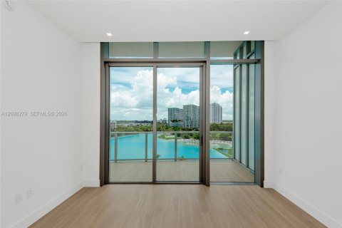 Condo in North Miami, Florida, 1 bedroom  № 2399965