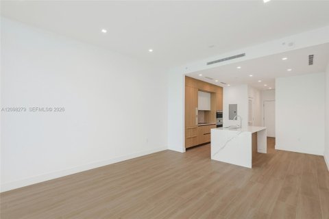 Condo in North Miami, Florida, 1 bedroom № 2399965 - photo 8