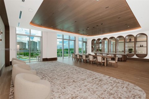 Condo in North Miami, Florida, 1 bedroom № 2399965 - photo 22