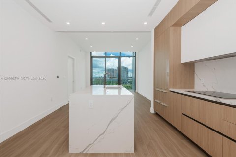 Condo in North Miami, Florida, 1 bedroom № 2399965 - photo 4