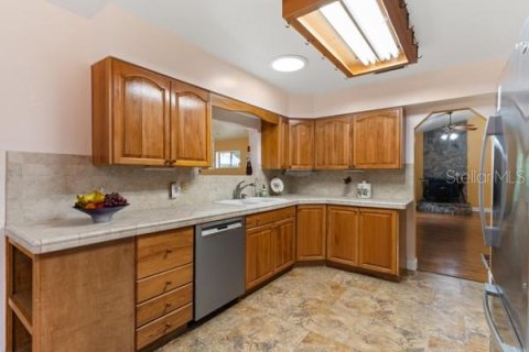 House in High Springs, Florida 5 bedrooms, 405.61 sq.m. № 1663068 - photo 8