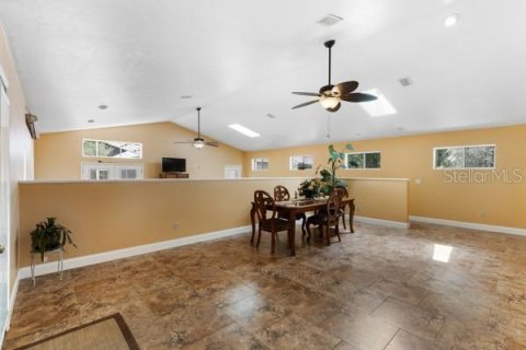 House in High Springs, Florida 5 bedrooms, 405.61 sq.m. № 1663068 - photo 13