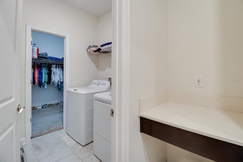 Casa en venta en Orlando, Florida, 3 dormitorios, 162.95 m2 № 1909907 - foto 8