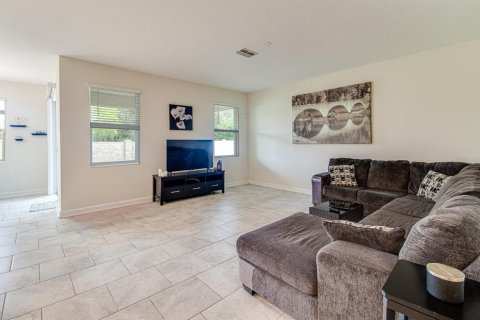 Casa en venta en Orlando, Florida, 3 dormitorios, 162.95 m2 № 1909907 - foto 10