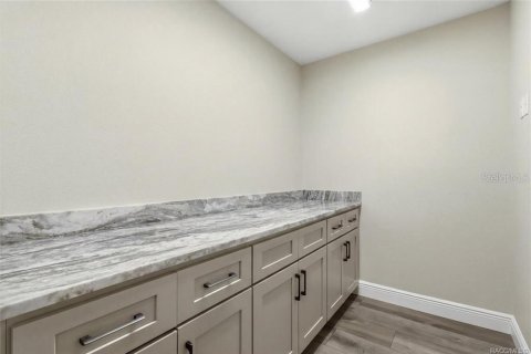 House in Inverness, Florida 3 bedrooms, 185.53 sq.m. № 2231921 - photo 24