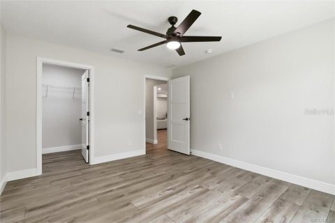 House in Inverness, Florida 3 bedrooms, 185.53 sq.m. № 2231921 - photo 20