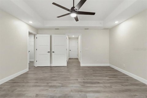 House in Inverness, Florida 3 bedrooms, 185.53 sq.m. № 2231921 - photo 25