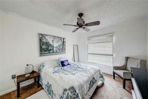 Villa ou maison à vendre à Kissimmee, Floride: 6 chambres, 202.81 m2 № 1884591 - photo 26