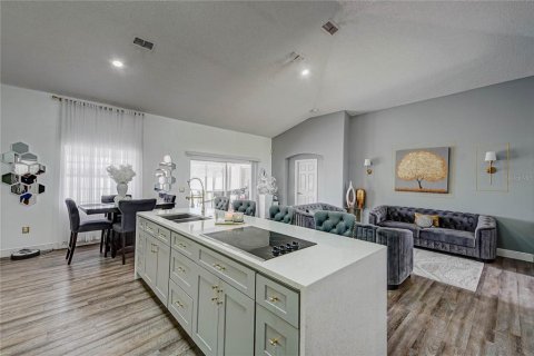 Villa ou maison à vendre à Kissimmee, Floride: 6 chambres, 202.81 m2 № 1884591 - photo 9