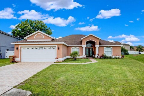 Villa ou maison à vendre à Kissimmee, Floride: 6 chambres, 202.81 m2 № 1884591 - photo 4