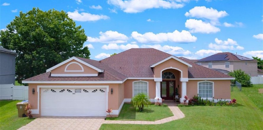Villa ou maison à Kissimmee, Floride 6 chambres, 202.81 m2 № 1884591