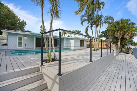 House in Fort Lauderdale, Florida 3 bedrooms № 1844110 - photo 17