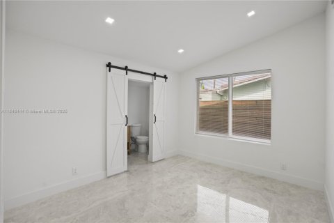 House in Fort Lauderdale, Florida 3 bedrooms № 1844110 - photo 26