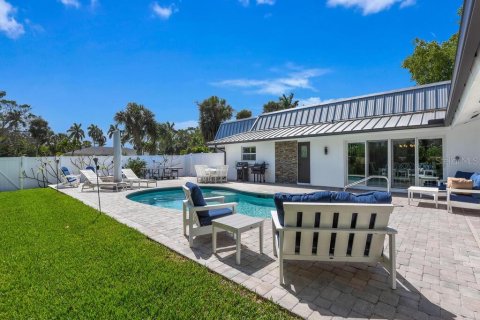 Villa ou maison à vendre à Fort Myers, Floride: 5 chambres, 376.07 m2 № 1917694 - photo 3