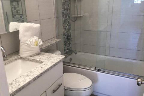 Copropriété à louer à New Smyrna Beach, Floride: 3 chambres, 115.2 m2 № 2108429 - photo 7