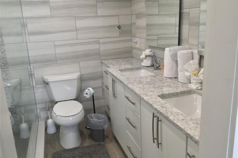 Copropriété à louer à New Smyrna Beach, Floride: 3 chambres, 115.2 m2 № 2108429 - photo 9