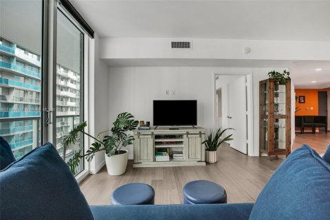 Купить кондоминиум в Майами, Флорида 2 спальни, 104.33м2, № 1952723 - фото 2