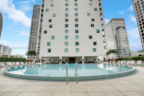 Купить кондоминиум в Майами, Флорида 2 спальни, 104.33м2, № 1952723 - фото 20