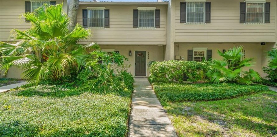 Townhouse in Tampa, Florida 3 bedrooms, 150.22 sq.m. № 1376097