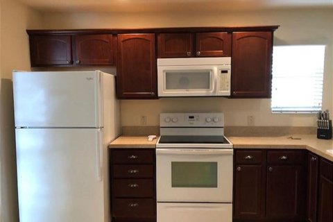 Casa en alquiler en The Villages, Florida, 2 dormitorios, 112.5 m2 № 1835134 - foto 3