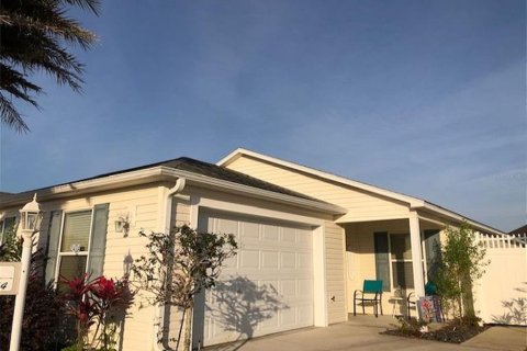 Casa en alquiler en The Villages, Florida, 2 dormitorios, 112.5 m2 № 1835134 - foto 2