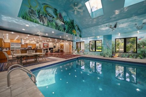 Casa en venta en Clearwater, Florida, 6 dormitorios, 655.24 m2 № 1810947 - foto 18