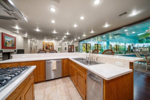 Casa en venta en Clearwater, Florida, 6 dormitorios, 655.24 m2 № 1810947 - foto 11