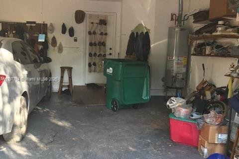 House in Miami, Florida 4 bedrooms, 208.38 sq.m. № 1960101 - photo 15