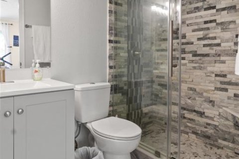 Adosado en venta en Tampa, Florida, 2 dormitorios, 110 m2 № 2099800 - foto 24