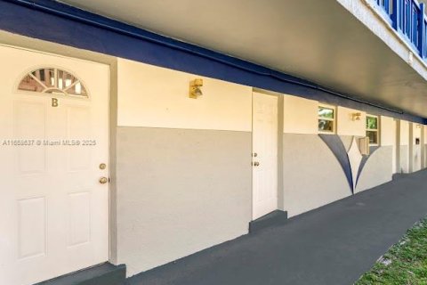 Immobilier commercial à vendre à Fort Lauderdale, Floride: 451.04 m2 № 1362463 - photo 21