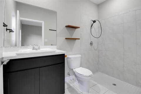 Adosado en venta en Florida City, Florida, 3 dormitorios, 122.17 m2 № 2043655 - foto 20