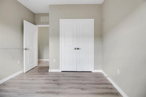 Adosado en venta en Florida City, Florida, 3 dormitorios, 122.17 m2 № 2043655 - foto 15