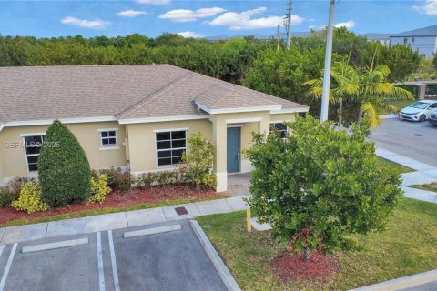Adosado en venta en Florida City, Florida, 3 dormitorios, 122.17 m2 № 2043655 - foto 28