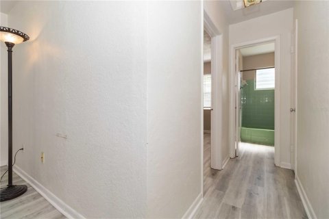 House in Cocoa, Florida 2 bedrooms, 65.77 sq.m. № 1906293 - photo 19