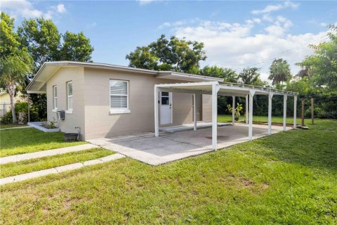 House in Cocoa, Florida 2 bedrooms, 65.77 sq.m. № 1906293 - photo 4