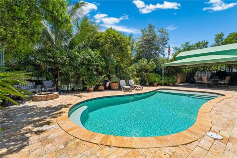 Casa en venta en Cutler Bay, Florida, 3 dormitorios, 144.65 m2 № 2309510 - foto 17