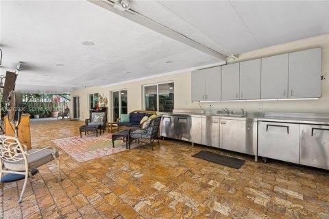 Casa en venta en Cutler Bay, Florida, 3 dormitorios, 144.65 m2 № 2309510 - foto 16