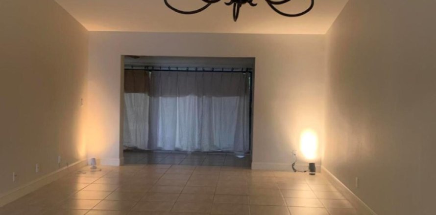 Casa en West Palm Beach, Florida 2 dormitorios, 127.28 m2 № 945635
