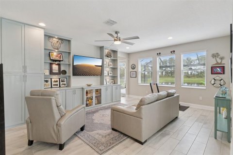 Villa ou maison à vendre à Winter Garden, Floride: 5 chambres, 342.62 m2 № 2413668 - photo 11
