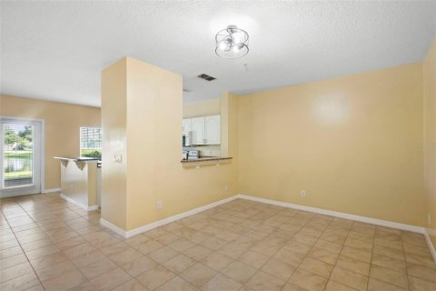 Adosado en alquiler en Orlando, Florida, 3 dormitorios, 170.75 m2 № 1901587 - foto 18