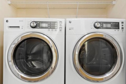 Adosado en alquiler en Orlando, Florida, 3 dormitorios, 170.75 m2 № 1901587 - foto 12