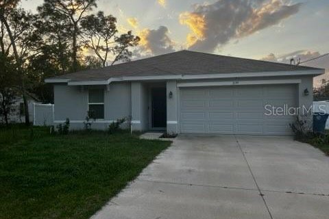 House in Spring Hill, Florida 4 bedrooms, 139.17 sq.m. № 2102873